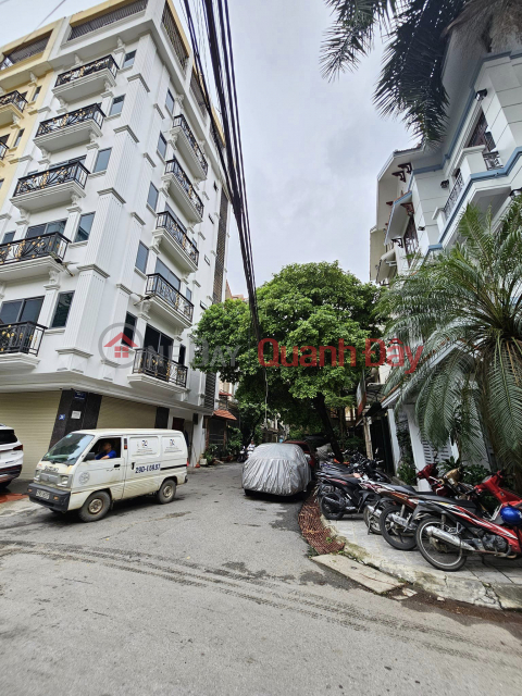 TOWNHOUSE ADJACENT TO VIP AREA OF LIEN CO ADMINISTRATIVE CENTER OF NAM TU IEM DISTRICT, HANOI _0