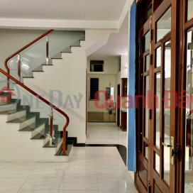 ► House in Hoang Thuc Tram, Hoa Cuong Bac, 79 square meters, 7 meters wide, 2 concrete floors, 3 bedrooms, 4...x small billion _0