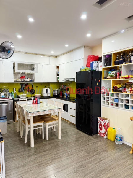 Quick sale of apartment N03, alley 84, Chua Lang, 7.x billion VND, 75m2, beautiful view, rare find - Fully furnished. | Vietnam Sales đ 7.5 Billion