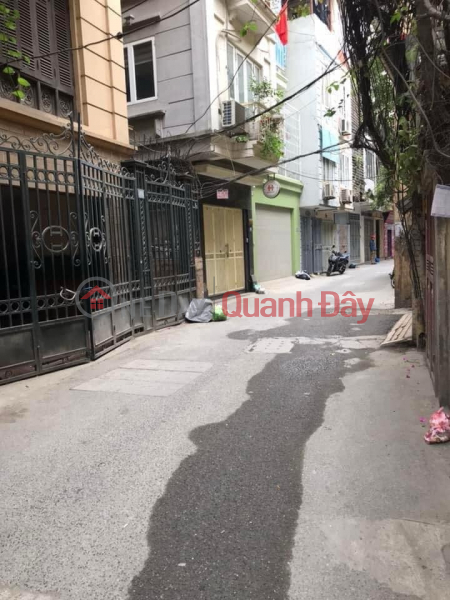 THE BEST BUSINESS SUPER PRODUCT, CAR AVOIDING DE LA THANH 60M2 4 FLOORS 5.5M FRONTAGE, INVITATION PRICE 12 BILLION DONG DA, THONG ALLEY Sales Listings