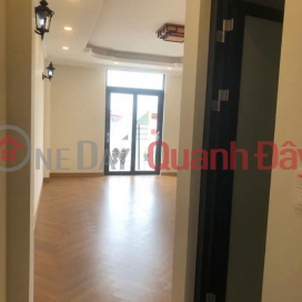 NEW HOUSE WITH CAR GARAGE Nguyen Van Linh Street 88m2 X 6 Floors, 15 billion Long Bien. _0