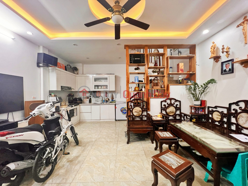 LOT OF ANGLE- 2 BREAKFAST! HOUSE FOR SALE HOUSEHOLD DAO THANH – TX, 50M2*4T, RED-DOOR CAR, OFFER 8 BILLION. Sales Listings