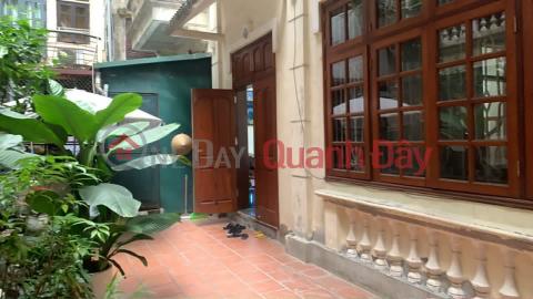 OWNER selling house in the center of Cau Giay, 137m2 - 3 floors - Wide alley frontage, car parking 15m away. _0