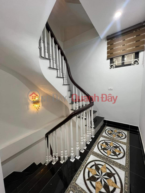 Cho thuê nhà, THANG MÁY, 82m2- 4T, Nguyễn Tuân, Vũ Trọng Phụng -34 tr _0