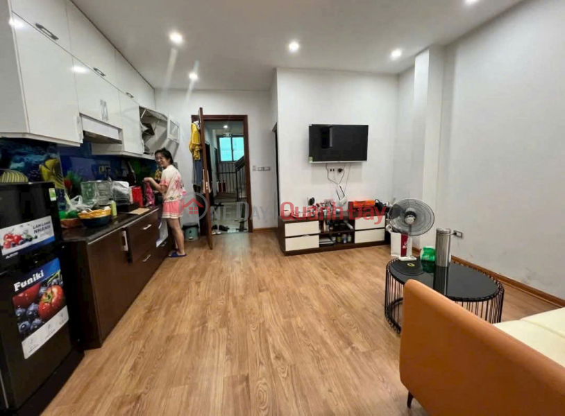 HẠ CHÀO BÁN NHANH APARTMENT MẶT PHỐ LẠC LONG QUÂN_ TÂY HỒ 
22 CĂN HỘ CAO CẤP - DÒNG TIỀN 
Vỉa hè cực rộng,, Việt Nam | Bán | đ 51 tỷ