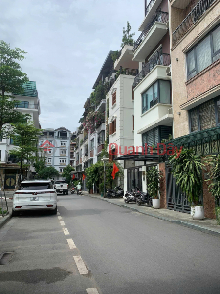BEAUTIFUL HOUSE FOR SALE IN CAU GIAY, DIVIDED LOT, CAR ACCESS, FOR BUSINESS, 2 OPEN SIDES, 56M2, PRICE 15 BILLION Sales Listings