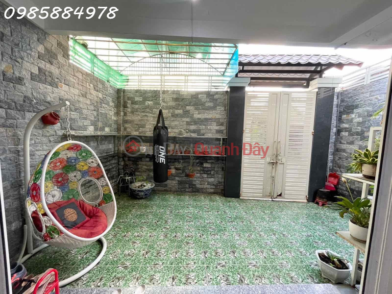 OWNER NEEDS TO SELL QUICKLY A 2-STORY NARROW HOUSE RIGHT IN THE CENTER OF NHA TRANG CITY, VAN THANG WARD Sales Listings