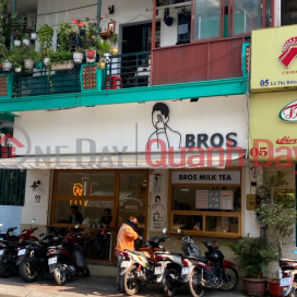 Bros Milktea- 5 Le Thi Rieng,District 1, Vietnam