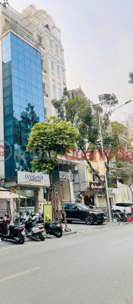 BUILDING FOR SALE, CORNER LOT ON PHAN DINH PHUNG - HOAN KIEM, 110 SQM, FRONTAGE 10M, PRICE 139 BILLION. Sales Listings