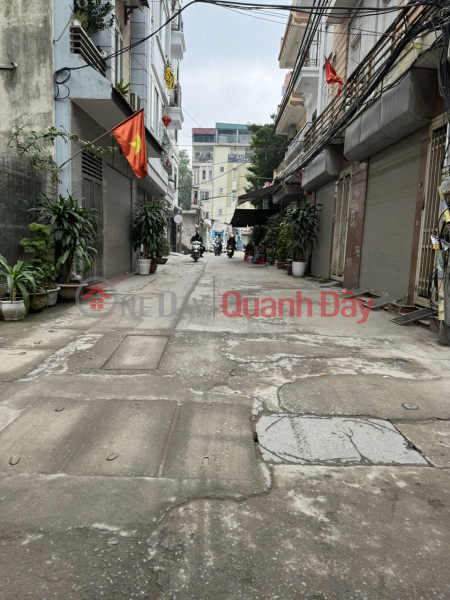 Apartment for urgent sale of Chua Lang house - Dong Da - 64m x 4m 4 floors - Hai Thoang Sales Listings