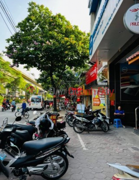 Cheapest on the market - Yen Lang street, Dong Da lot, corner - 3 open spaces - business - 83m*5T - price 32.8 billion Sales Listings