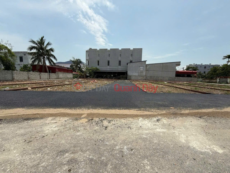 , Please Select Residential Sales Listings đ 2.95 Billion