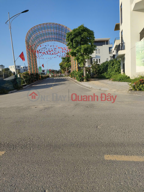 CHÍNH CHỦ BÁN GẤP LÔ ĐẤT CÓ DT: 338,8 m full THỔ CƯ _0