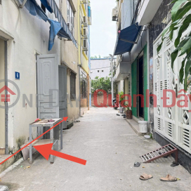 Bán đất tặng nhà C4, tổ 6, Gia Trung, Quang Minh. Lô góc, 2 mặt thoáng trước – sau _0