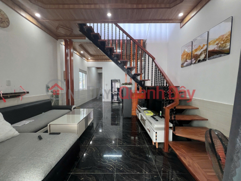 HOUSE FOR RENT IN CAR ALLEY, 3 THANG TU STREET, WARD 3, DA LAT - 3 BEDROOMS, FULL FURNISHED, PARKING GARDEN _0