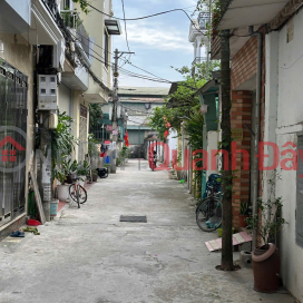 LAND LOT IN GOOD LOCATION - GOOD PRICE OWNER needs to quickly sell land lot in Long Bien district, Hanoi City _0