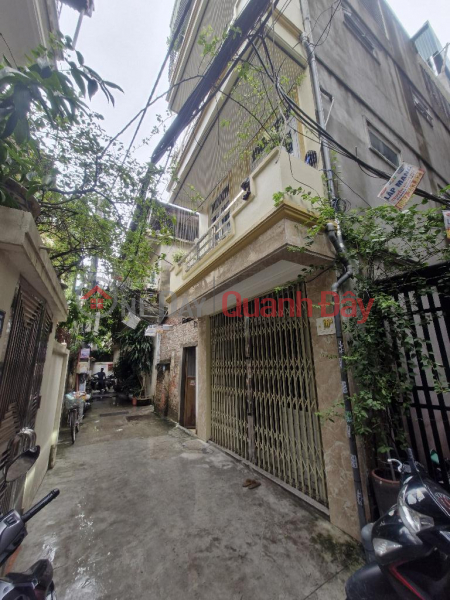 TRUONG DINH HOUSE 40m X 4 FLOORS - 4M FRONTAGE - CARS CAN PARKING AT THE DOOR - CLEAR ALLEY - CORNER LOT - SOLIDLY BUILT BY RESIDENTS ONLY 7.x billion Sales Listings