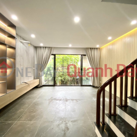 House for sale 77m2 Lane 124 Au Co, Tay Ho 6 bedrooms Elevator Imported 9.75 Billion VND _0