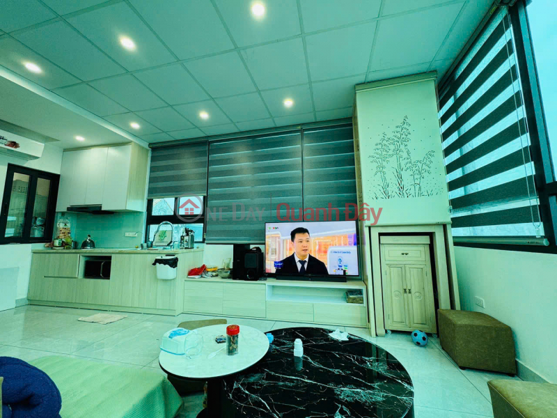 OWNER SELLING. House for sale on Le Van Hien street, accessible by car, suitable for business, 6 floors with elevator, fully furnished., Vietnam Sales | đ 12.8 Billion