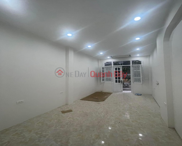 Property Search Vietnam | OneDay | Nhà ở Niêm yết bán, Bán nhà Nghĩa Đô, Chỉ 8,5 tỷ, 45m2, 5T, Phân lô, Ô tô tránh, KD, Dân trí, Gần phố