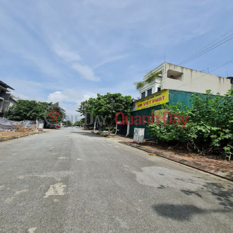 61m2 đất TĐC Trâu Quỳ, Gia Lâm – đường 13m, view vườn hoa chỉ 11 tỷ x 0392248515 _0