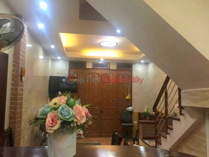 Property Search Vietnam | OneDay | Nhà ở Niêm yết cho thuê | Cho thuê nhà Vĩnh Hưng 4 tầng x 38m2, 4 ngủ, 11 Triệu