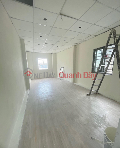 3-storey house for rent in front of Phan Chau Trinh - right near Chu Van An, Vietnam | Rental ₫ 15 Million/ month