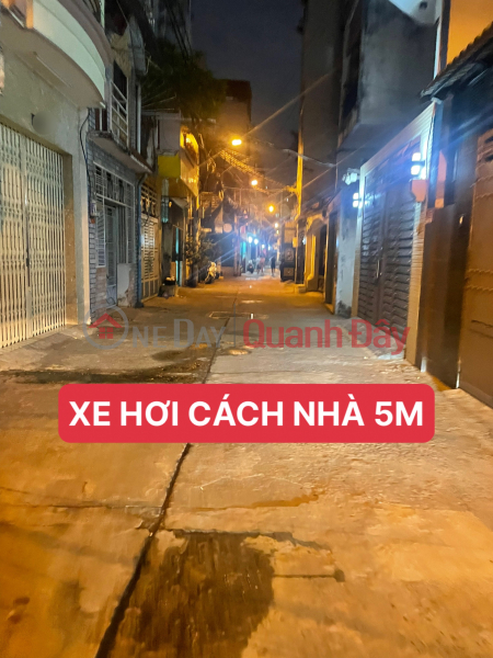 Nhà cũ Huỳnh Văn Bánh tiện xây mới, ngang 5.5m nở hậu vuông 6.7m, 80m2, 9 Tỷ TL Việt Nam, Bán | đ 9 tỷ