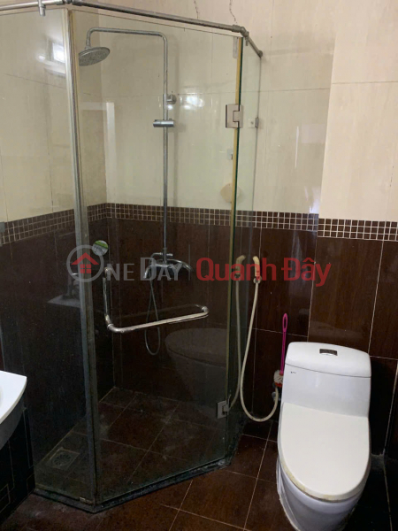 đ 11 Million/ month, House for rent on Chinh Kinh Street, 43m2 x 2.5 floors, 2 bedrooms, 2 bathrooms, 11 million