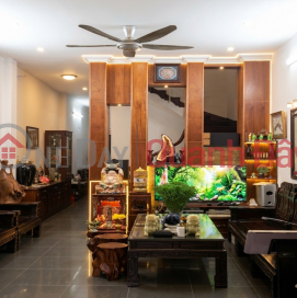 [L2371*] PRIME BUSINESS LOCATION - RIGHT NEXT TO VAN LANG UNIVERSITY! _0