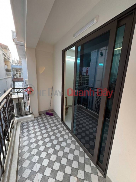 đ 8,95 tỷ lạc long quân cầu giấy 35m x4 tầng 8,95 tỷ full nội thất,5p đi bộ ra hồ tây