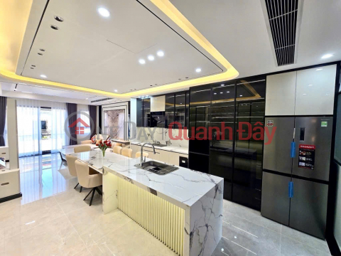 House for sale on Ton Duc Thang Street, 41m2, Near Street Front, Three-story Parking, Price: 13.75 Billion, Contact: 0396935190. _0