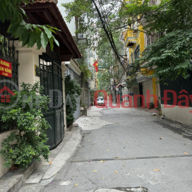 House for sale in Pham Van Dong - Cau Giay, area 80m x 5t x 6m - Car - Office - Price 11 billion9 _0