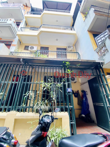 HOUSE FOR SALE ON MAY 8 BA TRONG DISTRICT HANOI. WIDE CASH 6.5M2 QUICK PRICE 100Mr\\/M2 Sales Listings