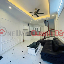 House for sale 63m2 Au Co street, Tay Ho Xinh Elevator Sales 10%\/year Price 8.2 Billion VND _0