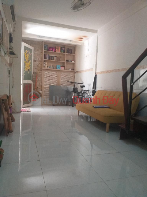 SMALL HOUSE IN DISTRICT 3 – 23M2 – HOANG SA – 2 FLOORS – NEAR THE STREET FRONTAGE – 2.X BILLION _0