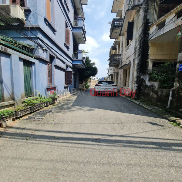 Land for sale in Da Ton, Gia Lam, Hanoi. Area 70m2, frontage 4m, accessible by 7-seater car. Price 5 billion VND (negotiable). Contact 0989894845 | Vietnam, Sales | đ 5.89 Billion