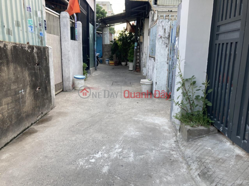 đ 4.5 Billion 20m to truck alley - Hiep Binh market - Hiep Binh Chanh - Thu Duc - 64m2 across 4 - 3 bedrooms - no planning - 4.5