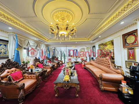 Hàng khủng Mặt phố Chùa Láng 135m 9T, Kinh doanh đỉnh cao, 110 tỷ _0