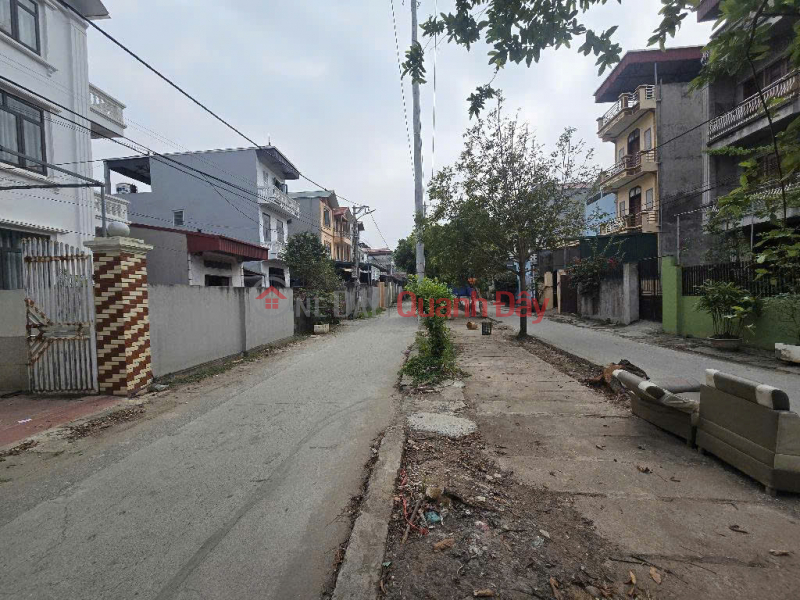 INTRODUCTION:<br \\/> ️The cheapest house in Thanh Tri<br \\/><br \\/> - car park at the door. Bus avoids 30m away. Sales Listings