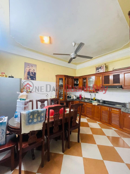 Property Search Vietnam | OneDay | Nhà ở, Niêm yết bán Đường 10m oto đỗ cửa - Hoàng Quốc Việt - 70m2 - đầy đủ tiện ích - 7.9 tỷ - có thương lượng