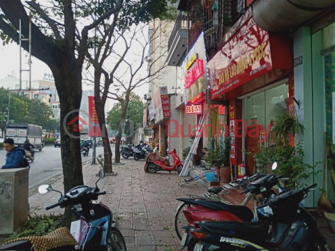MẶT PHỐ NGUYỄN VĂN CỪ, ĐOẠN PHỐ KD SẦM UẤT NHẤT QUẬN, MẶT ĐƯỜNG 60M, VỈA HÈ ĐÁ BÓNG. _0