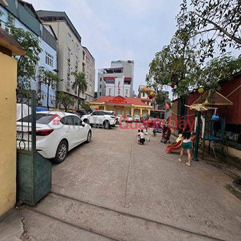 Land for sale with house in Dinh Quan - Bac Tu Liem 70m2 only slightly over 9 billion _0
