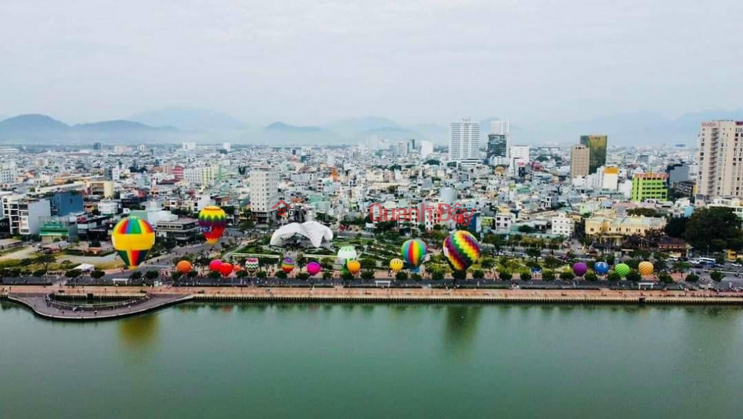 Land for sale on Tran Van Tru street, close to the romantic Han River. Core area of Da Nang Center, Nice location, good price for investment Sales Listings