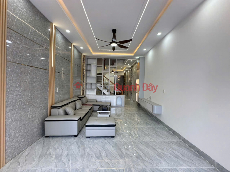 đ 4.3 Billion QUICK SALE House 1 ground floor, 2 floors, 1 attic, terrace Location: Thuan An Town, Binh Duong Province