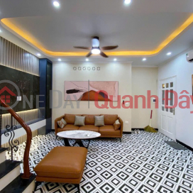 Thanh Xuân hàng xóm Royal City đẹp full nội thất 38m, Mt 6.3m Za' 6.15 Tỷ _0