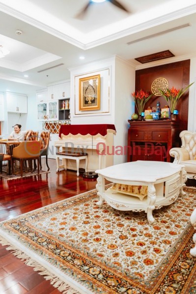 R1 Royal City 72 Nguyen Trai - VIP AREA - CLASS IS UNDEMNABLE<br \\/><br \\/> Area 112m2, asking price 15,450 billion Sales Listings