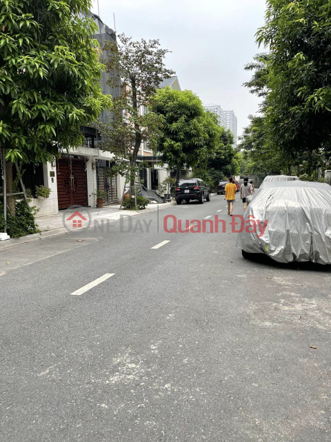 House for rent Adjacent to Minh Khai street, Full luxury furniture - price 25 million VND _0