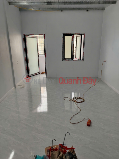 Cho thuê nhà nguyên căn mới, ngõ 192 Lê Trọng Tấn, 60m² x 3 tầng, 4 phòng ngủ
13 triệu _0