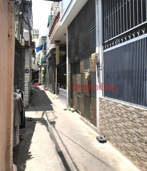 HOUSE with 2 alleys - Tong Van Hen, Ward 15, Tan Binh, 4m x 11 - about 3 billion Sales Listings